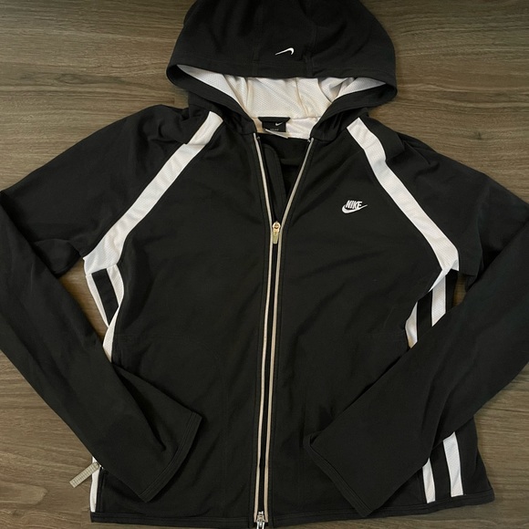 Nike black and white zip up sweatshirt - Picture 1 of 3